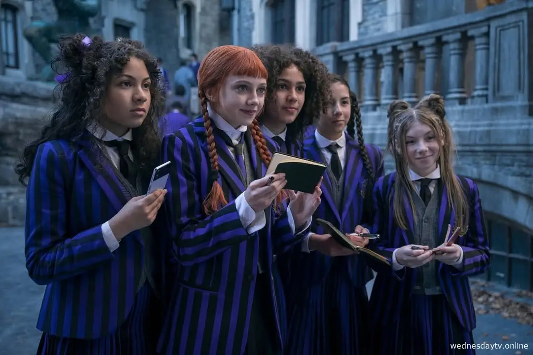 Новый кадр второго сезона «Уэнсдэй» и даты премьеры: что показал Netflix сериал Уэнсдэй